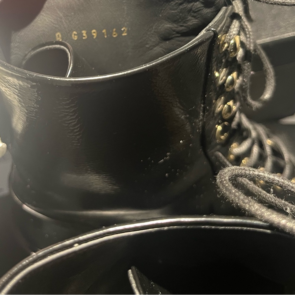 Chanel lace up boots size 40 black and dark grey with box and shoe bags - Picture 11 of 14